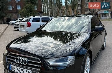 Седан Audi A4 2014 в Кривом Роге