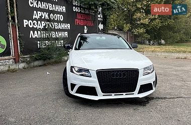 Седан Audi A4 2011 в Дніпрі