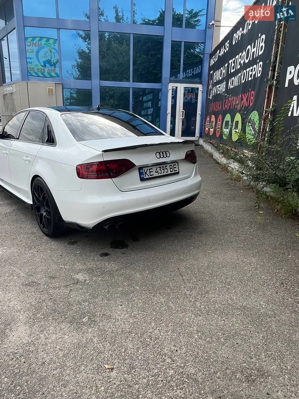 2011 Audi A4 - мініатюра 8