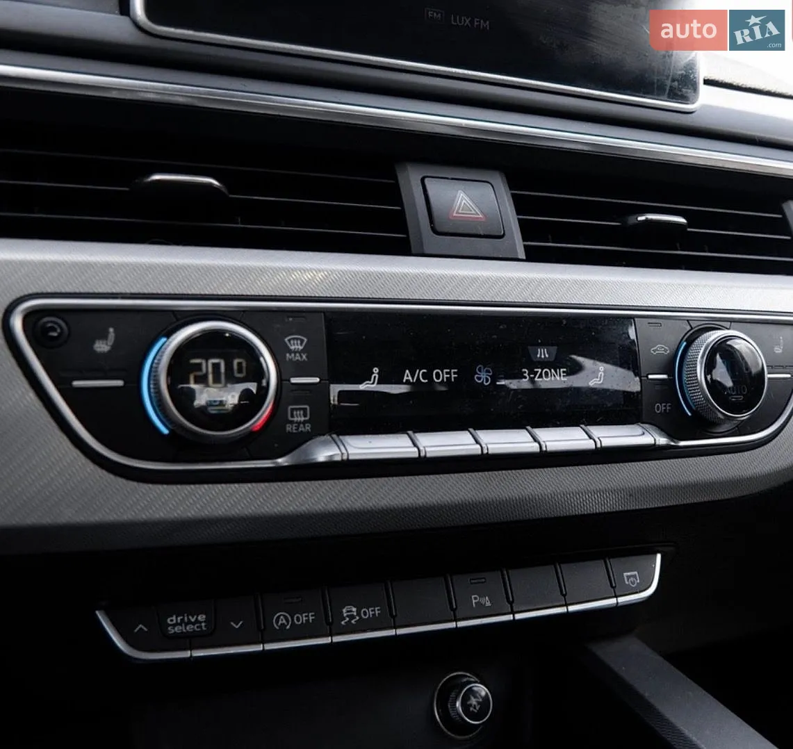 2016 Audi A4 - мініатюра 12