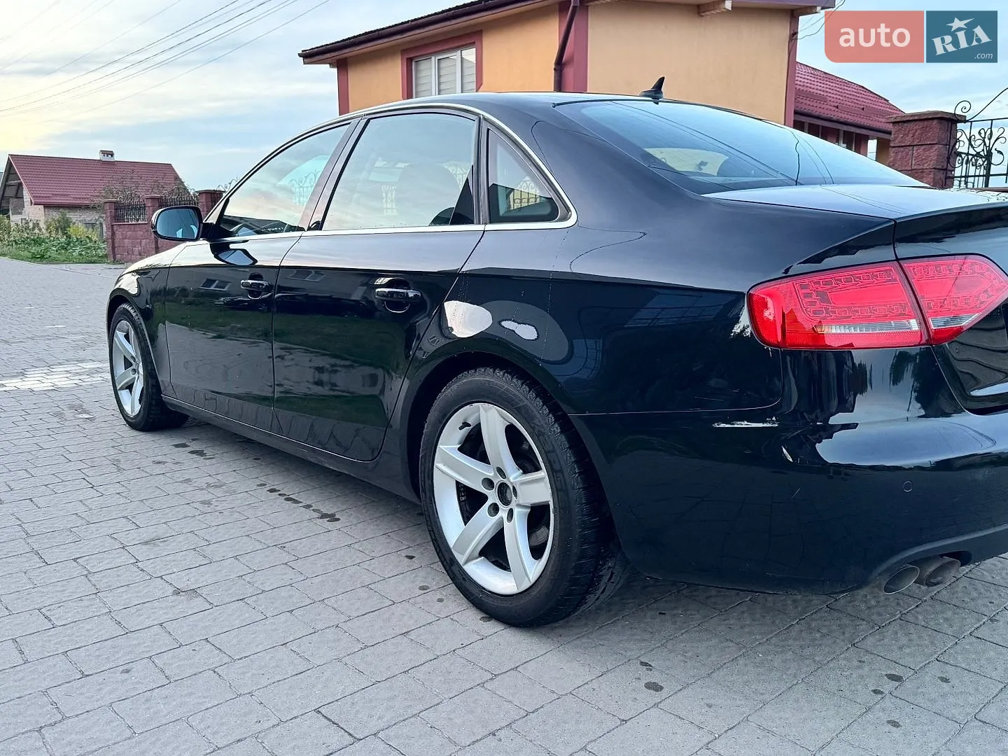 2011 Audi A4 - мініатюра 3
