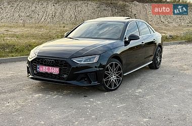 Седан Audi A4 2020 в Рівному
