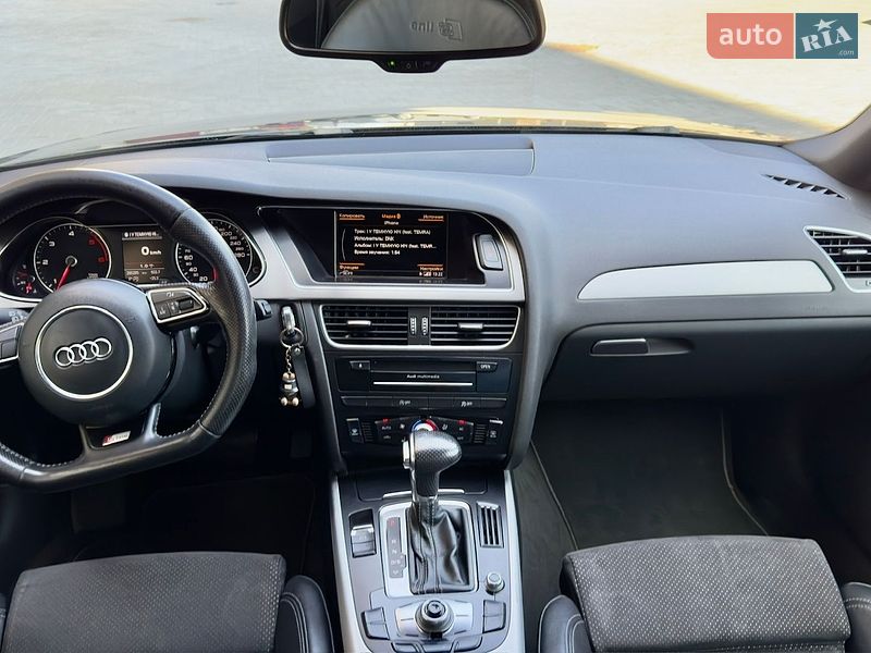 Седан Audi A4 2014 в Ивано-Франковске
