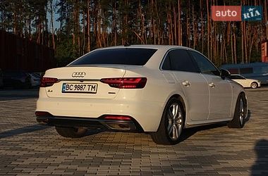 Седан Audi A4 2022 в Львове