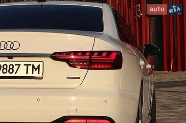 Седан Audi A4 2022 в Львове