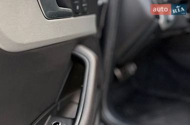 Седан Audi A4 2018 в Харкові