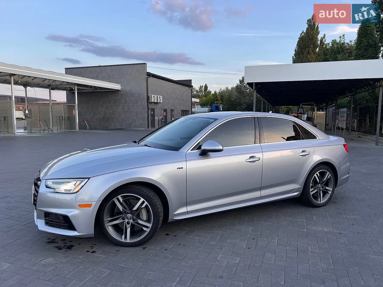 2017 Audi A4 - мініатюра 6