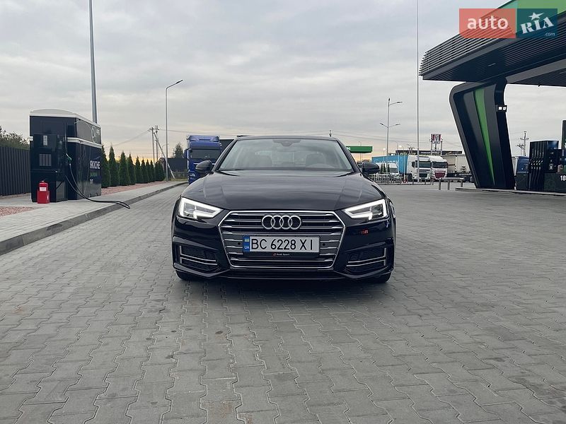 Седан Audi A4 2016 в Львове