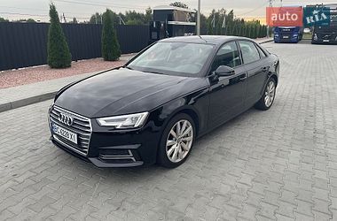 Седан Audi A4 2016 в Львове