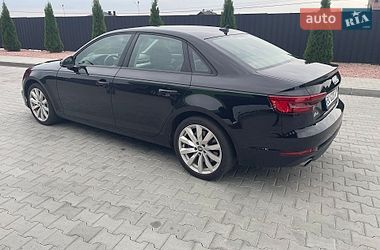 Седан Audi A4 2016 в Львове