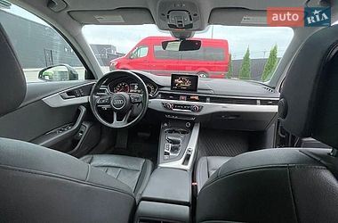 Седан Audi A4 2016 в Львове