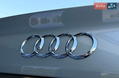 Седан Audi A4 2017 в Трускавці