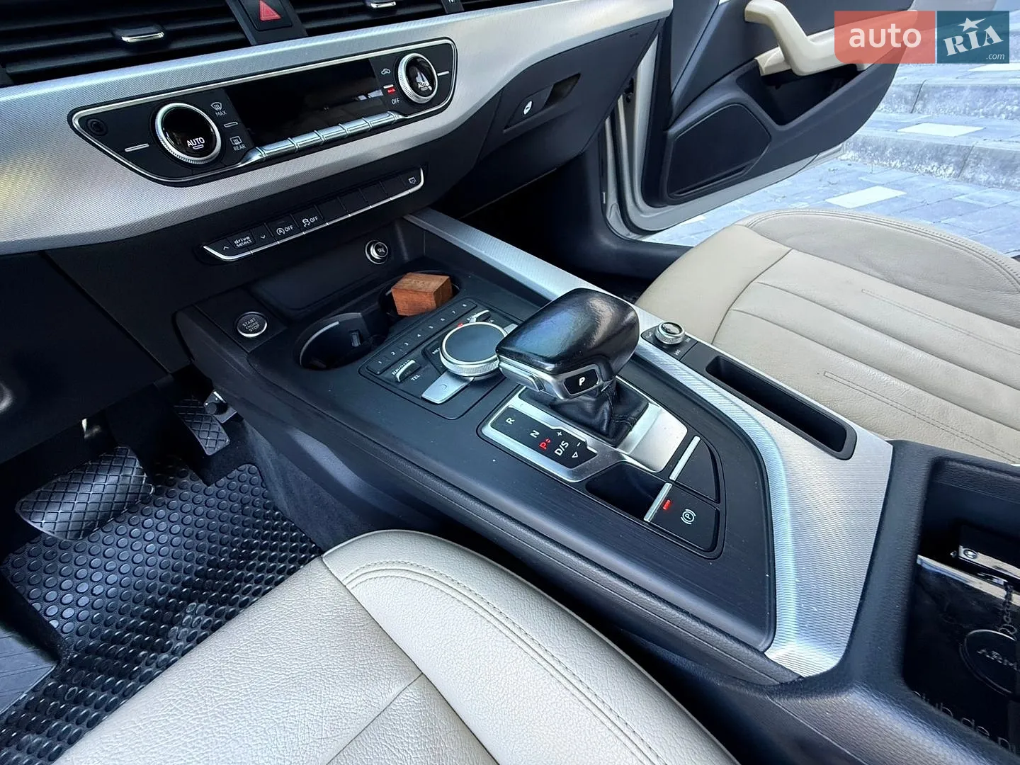 2017 Audi A4 - мініатюра 43