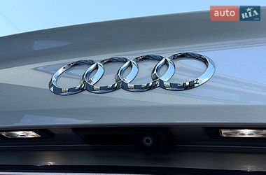 Седан Audi A4 2017 в Трускавці