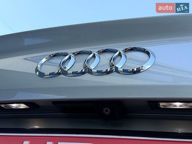 Седан Audi A4 2017 в Трускавці
