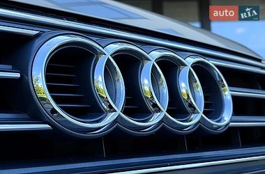 Седан Audi A4 2017 в Трускавці