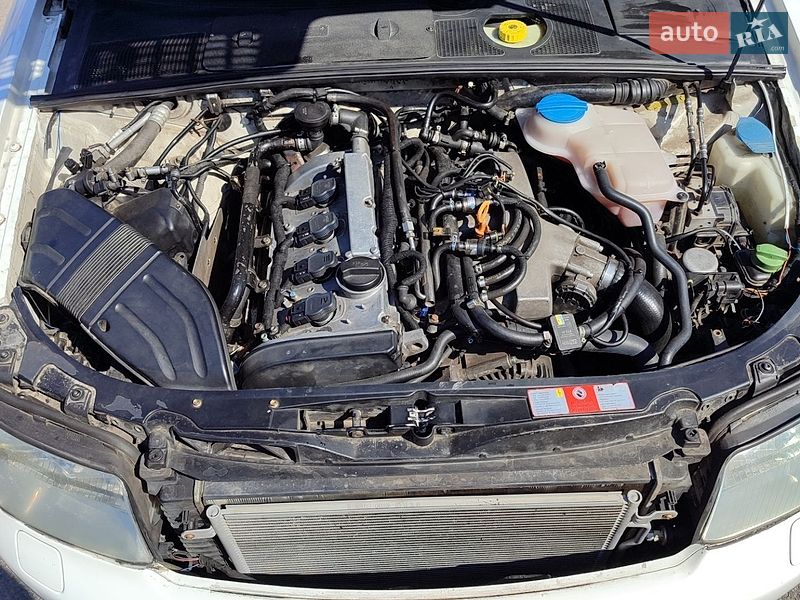 Седан Audi A4 2003 в Києві