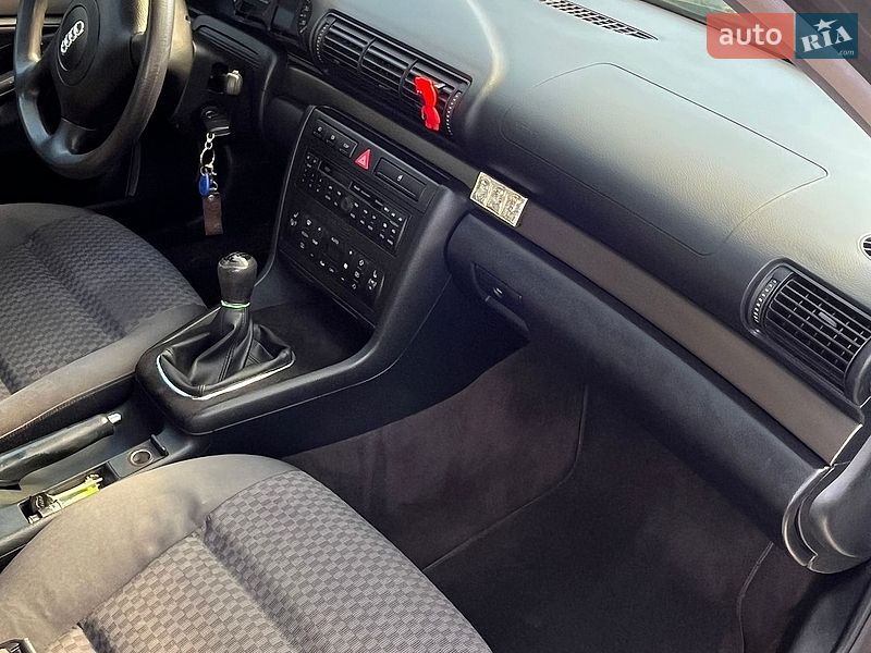 Универсал Audi A4 2001 в Николаеве