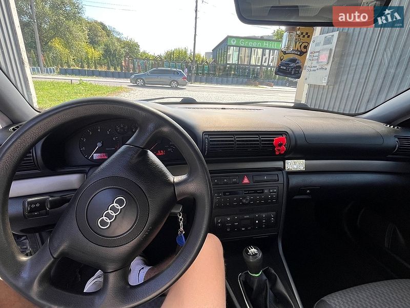 Универсал Audi A4 2001 в Николаеве