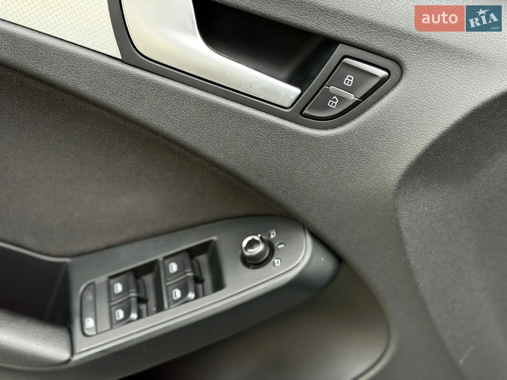 2010 Audi A4 - мініатюра 6