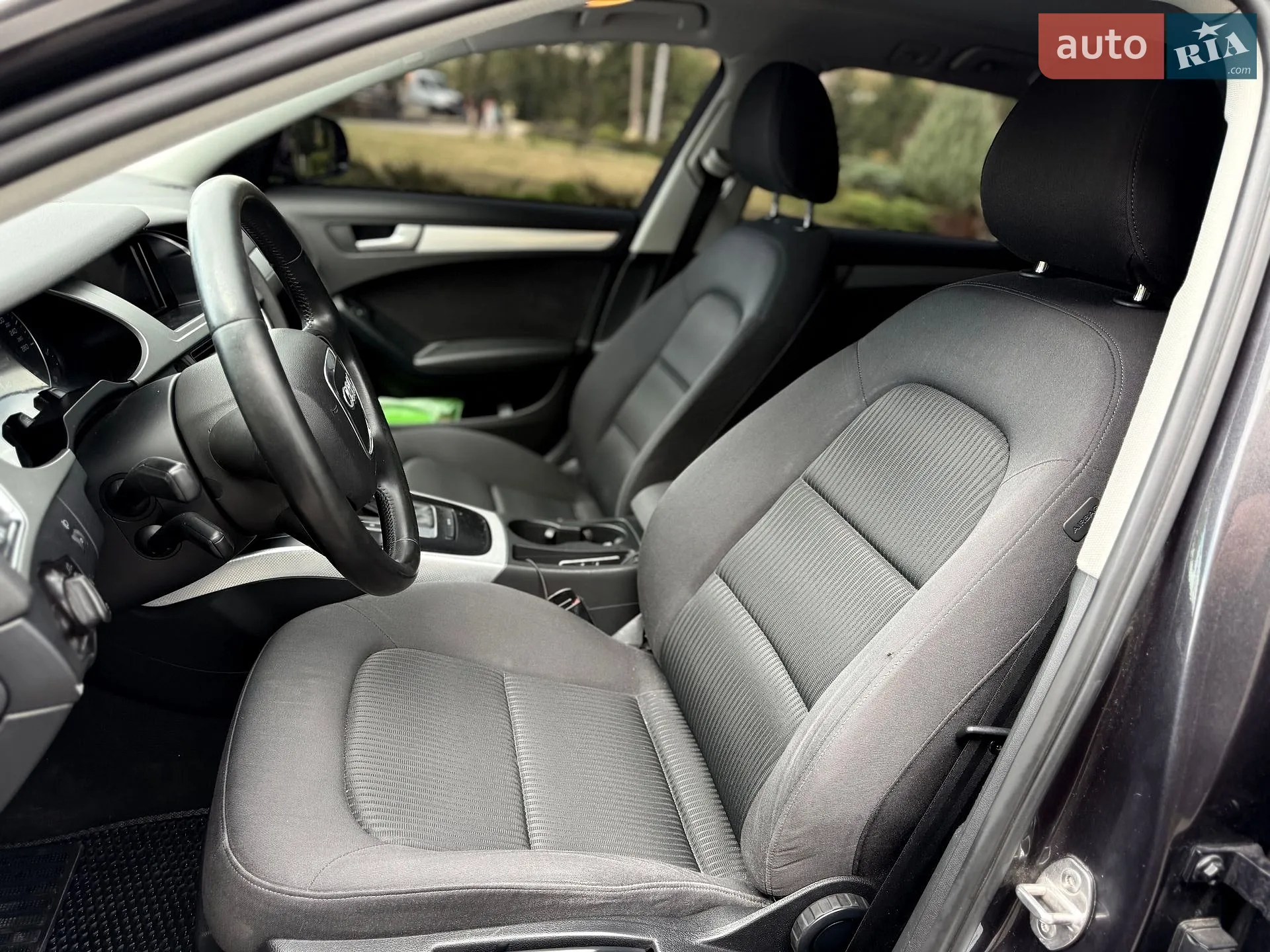 2010 Audi A4 - мініатюра 9