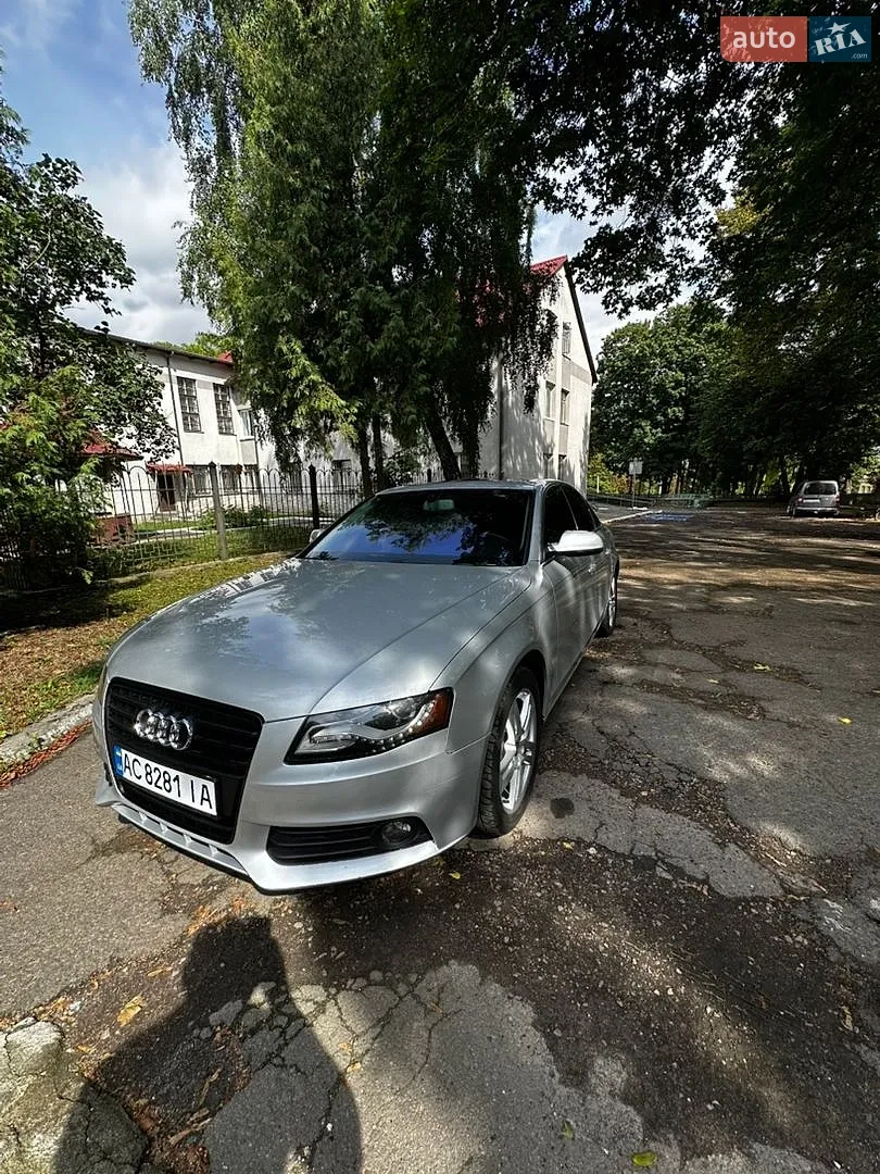 2010 Audi A4 - фото 1