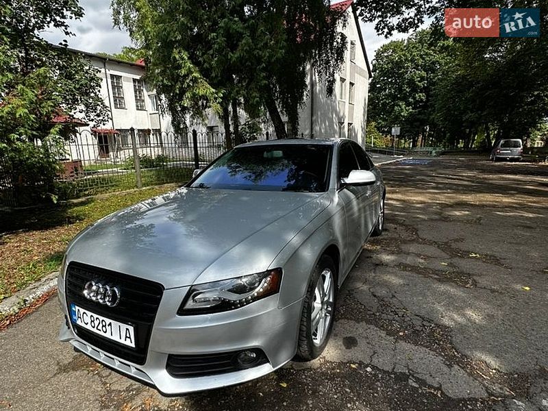 Седан Audi A4 2010 в Луцьку