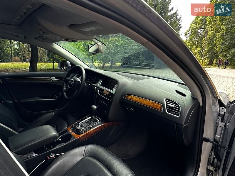 Седан Audi A4 2010 в Луцьку