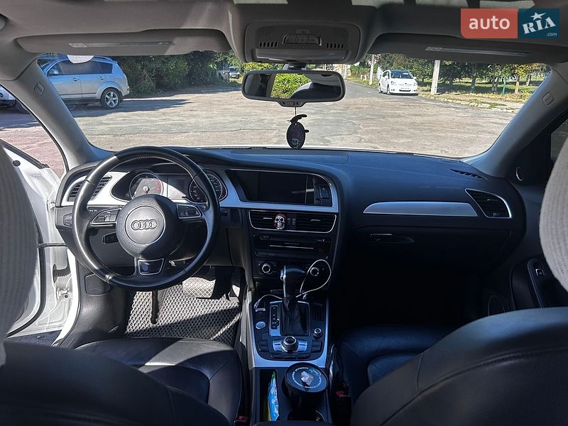 Седан Audi A4 2015 в Бердичеві