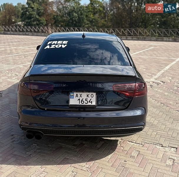 Седан Audi A4 2014 в Харкові