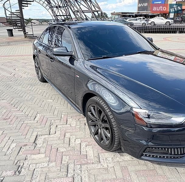 Седан Audi A4 2014 в Харкові