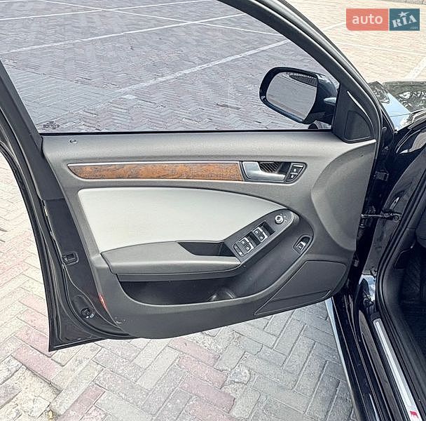 Седан Audi A4 2014 в Харкові