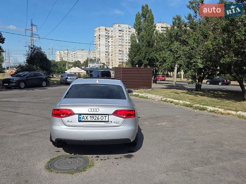 Седан Audi A4 2011 в Харкові