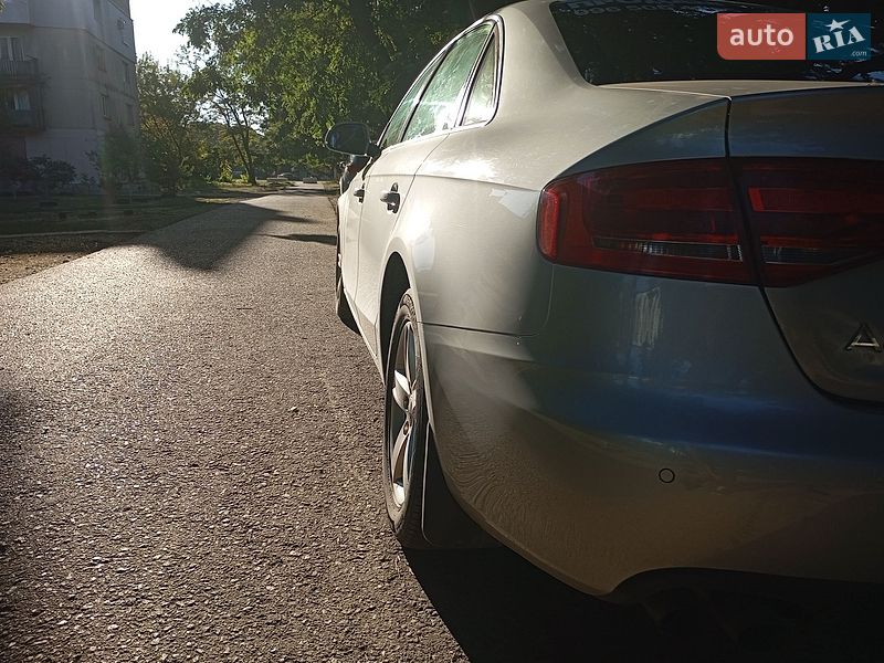 Седан Audi A4 2008 в Києві
