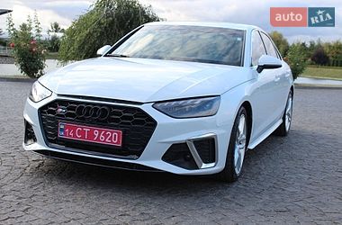audi a4 2021 в Жовква от профессионального продавца Володимир