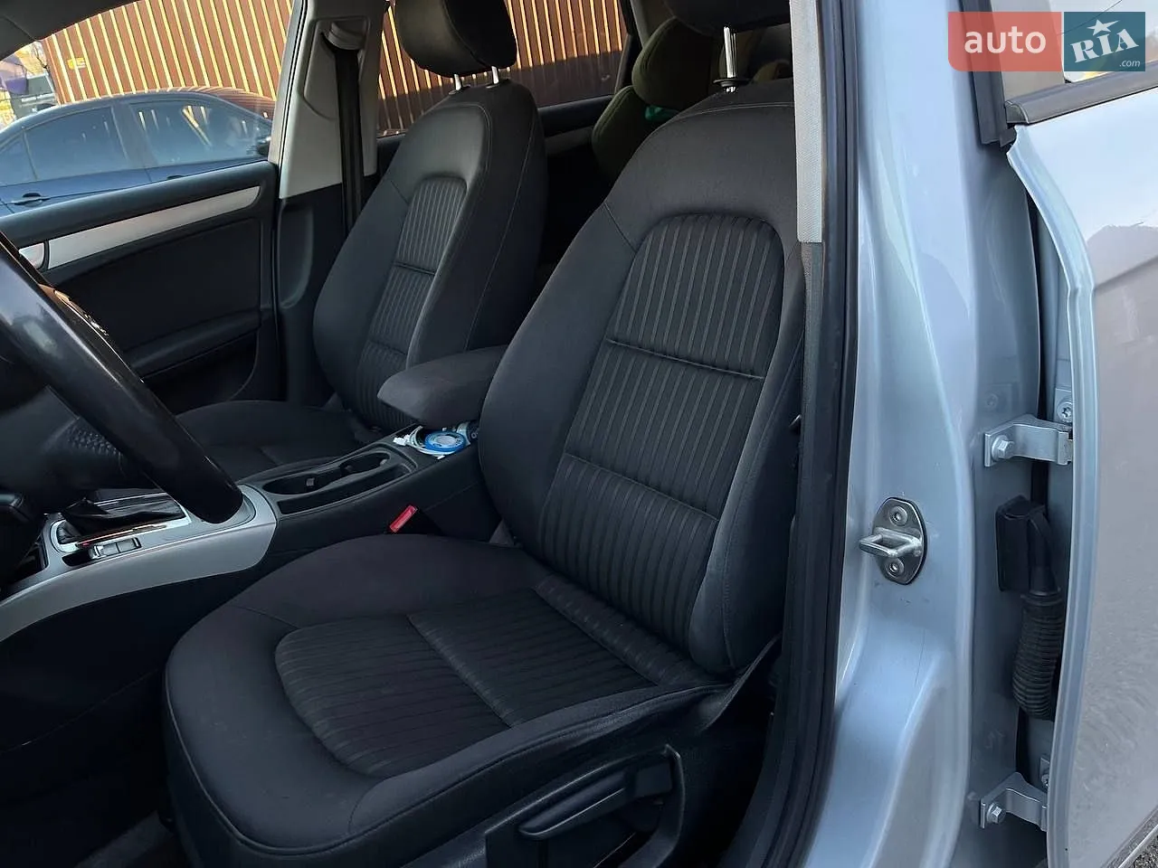 2011 Audi A4 - мініатюра 9