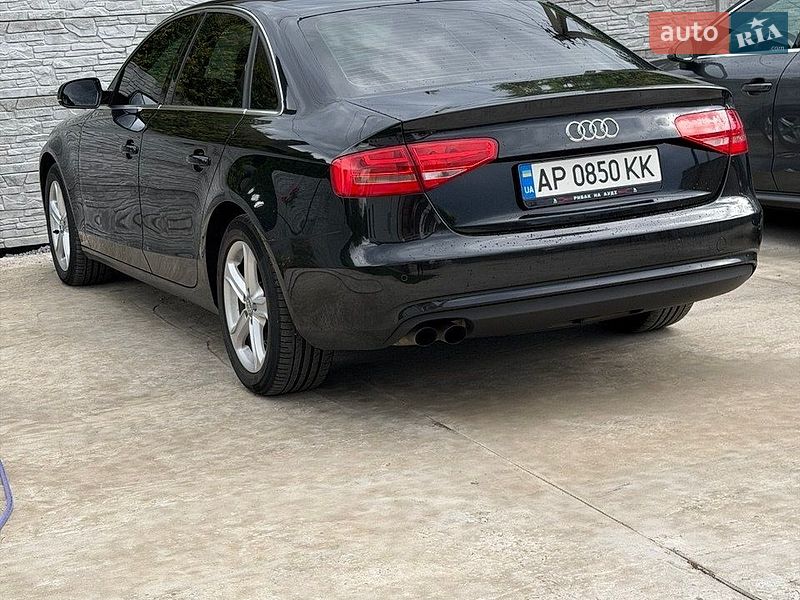Седан Audi A4 2013 в Днепре