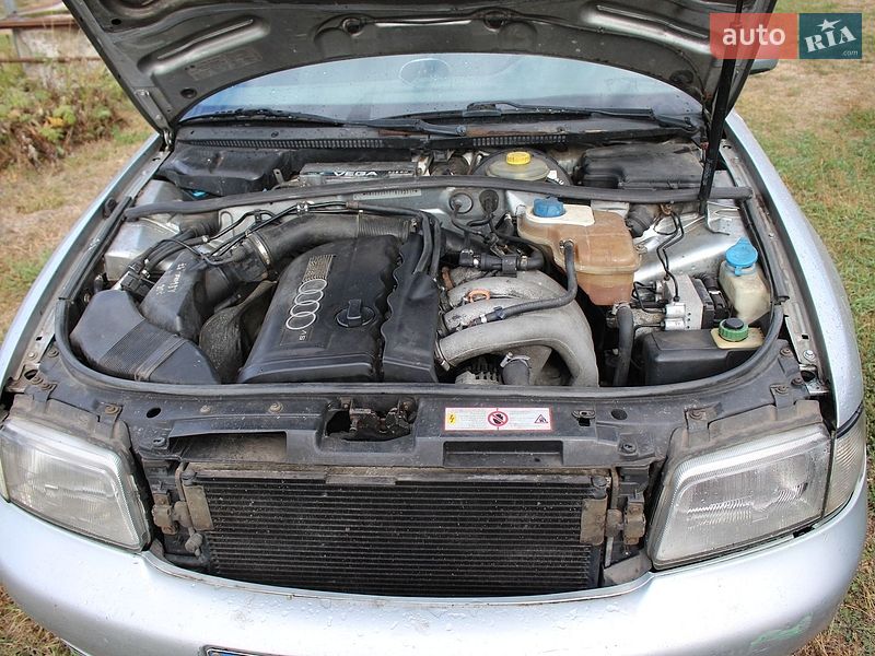 Универсал Audi A4 1996 в Киеве