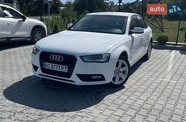 Седан Audi A4 2012 в Старом Самборе
