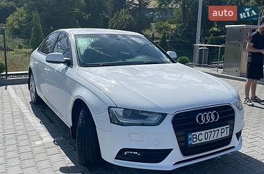 Седан Audi A4 2012 в Старом Самборе