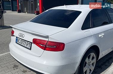 Седан Audi A4 2012 в Старом Самборе