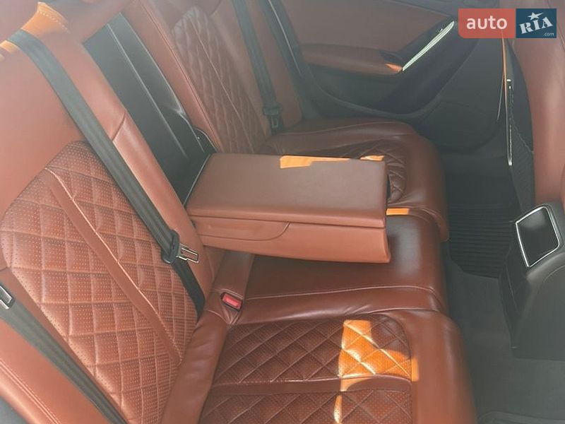 Седан Audi A4 2012 в Старом Самборе