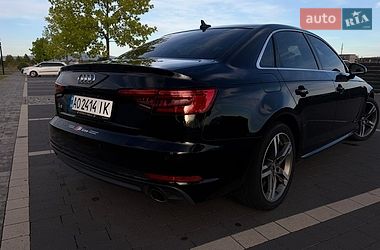 Седан Audi A4 2016 в Мукачевому