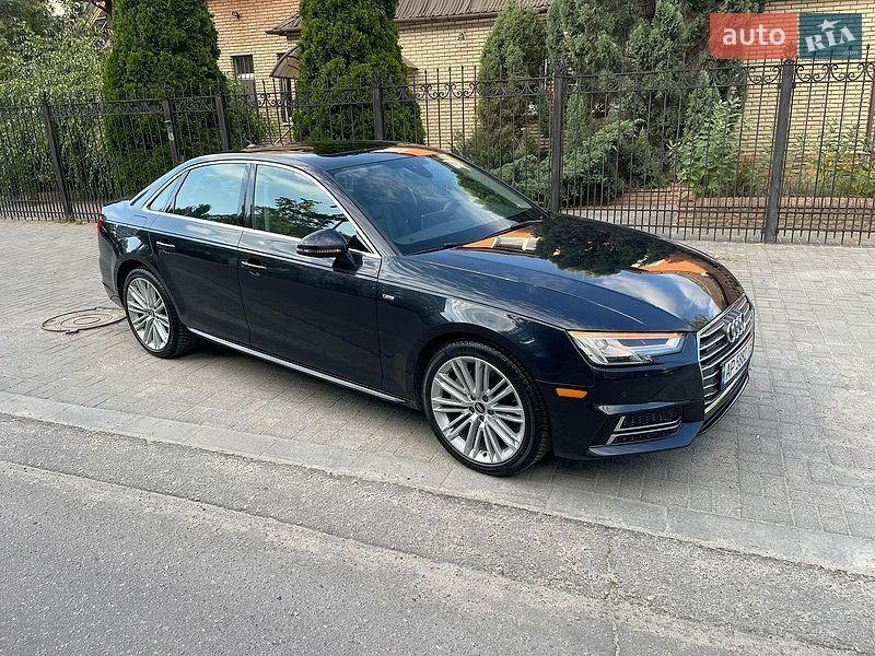 Седан Audi A4 2017 в Запорожье