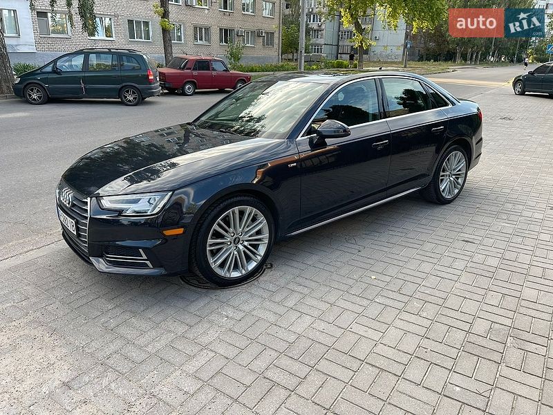 Седан Audi A4 2017 в Запорожье
