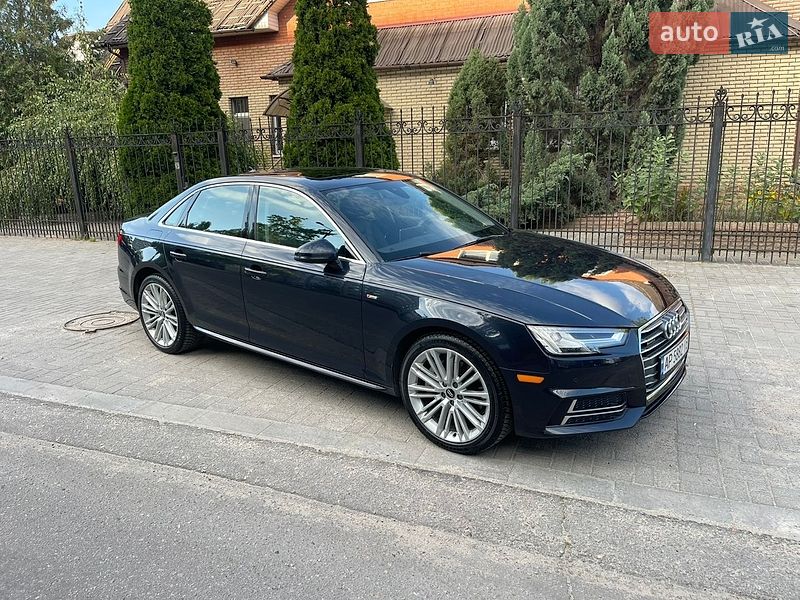 Седан Audi A4 2017 в Запорожье