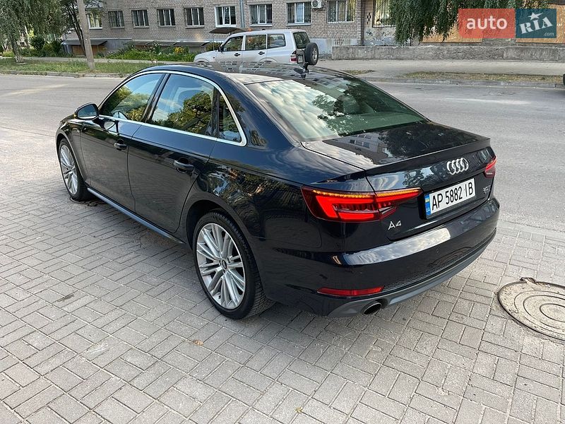 Седан Audi A4 2017 в Запорожье