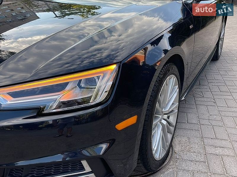 Седан Audi A4 2017 в Запорожье