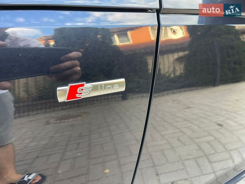 Седан Audi A4 2017 в Запорожье