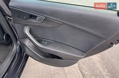 Седан Audi A4 2017 в Запорожье